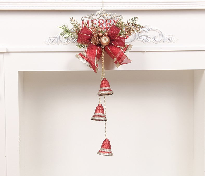 Kerst bel krans – rood met strik en dennegroen, “MERRY” topper en hangende belletjes – haarddecor
